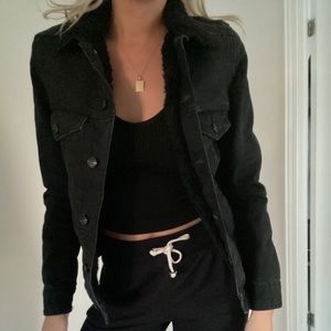 Black H&M jean jacket with faux fur